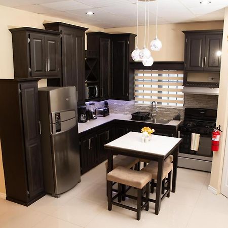 Stacys Place #2 2 Bedroom Apartment Port of Spain ภายนอก รูปภาพ