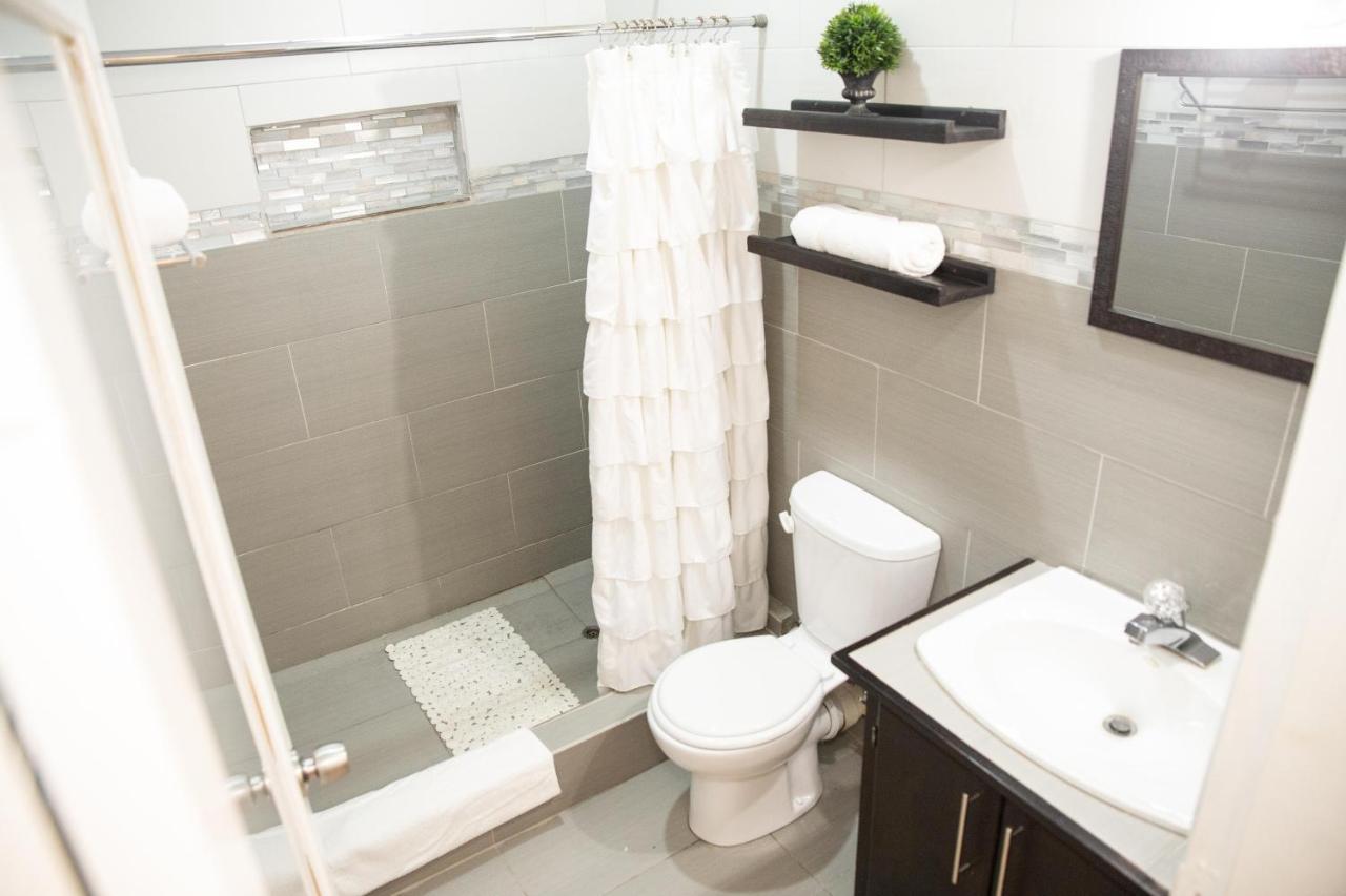 Stacys Place #2 2 Bedroom Apartment Port of Spain ภายนอก รูปภาพ